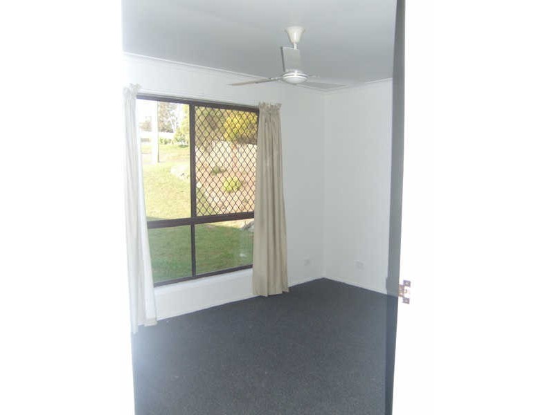 54 Harburg Drive, Beenleigh QLD 4207