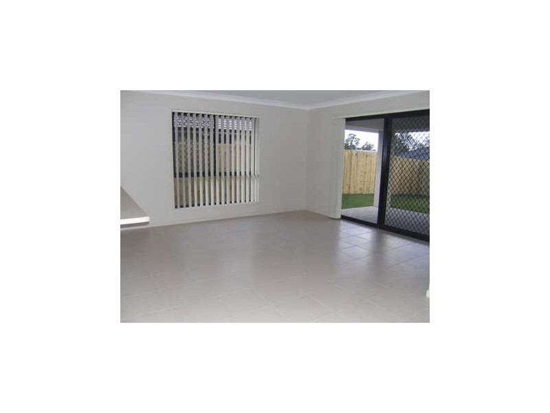 5 Wyndham Cct, Holmview QLD 4207