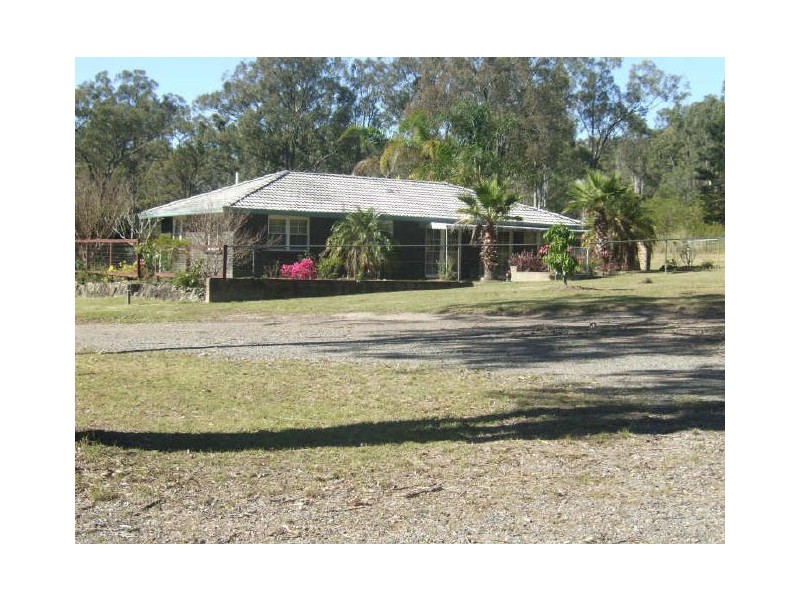 66 Sharton Ave, Buccan QLD 4207