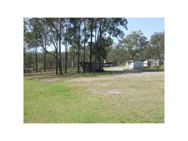 66 Sharton Ave, Buccan QLD 4207