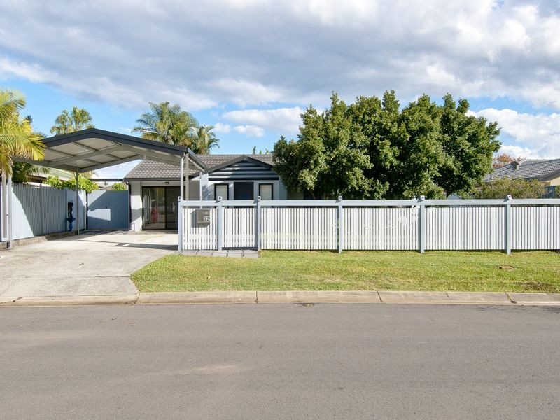 32 Glendevon Crescent, Mount Warren Park QLD 4207