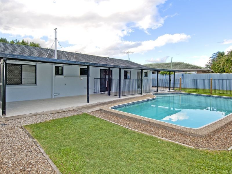 32 Glendevon Crescent, Mount Warren Park QLD 4207