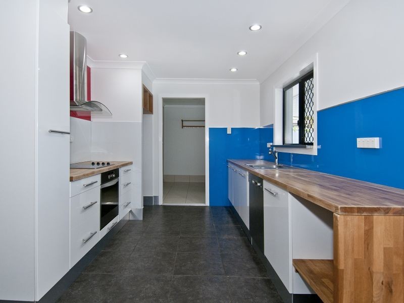 32 Glendevon Crescent, Mount Warren Park QLD 4207