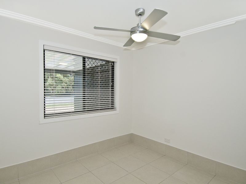 32 Glendevon Crescent, Mount Warren Park QLD 4207