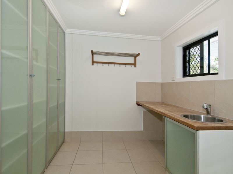 32 Glendevon Crescent, Mount Warren Park QLD 4207