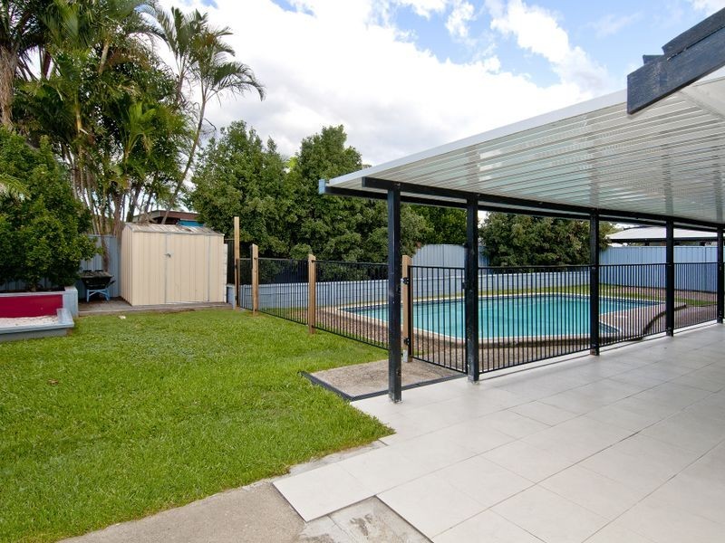 32 Glendevon Crescent, Mount Warren Park QLD 4207