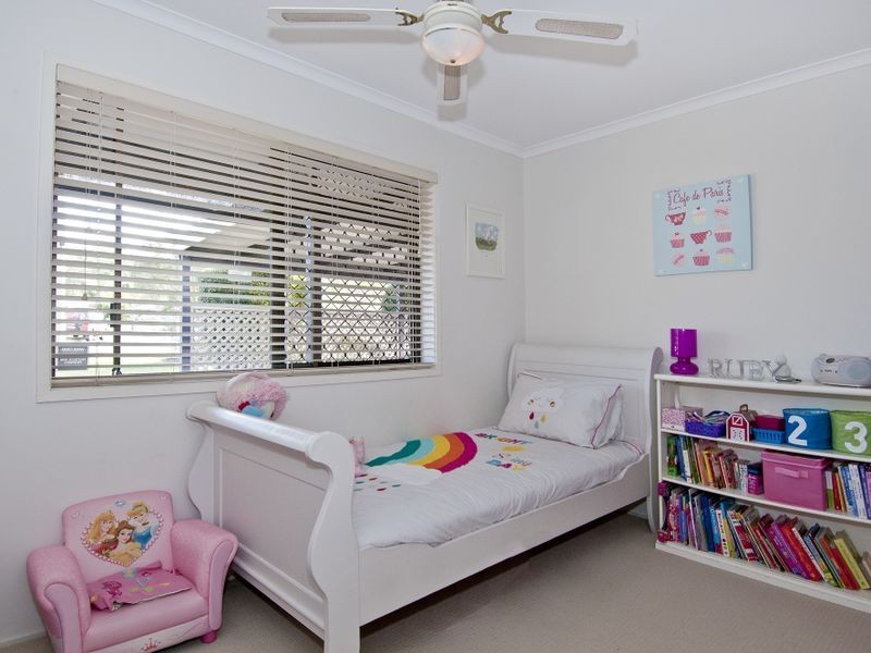 64 Harding Bvd, Mount Warren Park QLD 4207