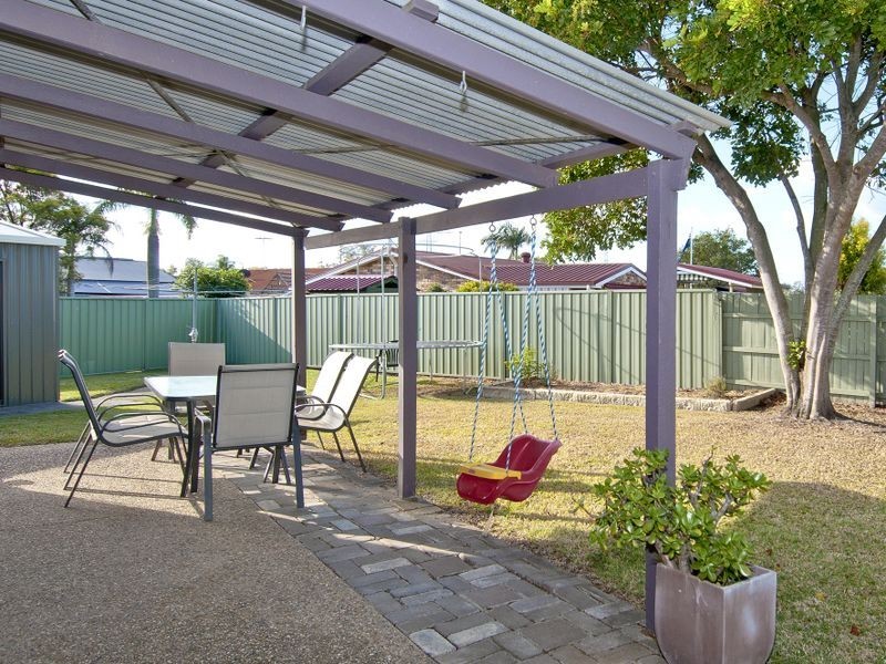 64 Harding Bvd, Mount Warren Park QLD 4207