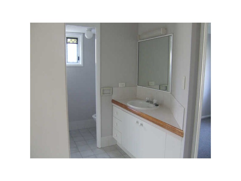 3 Rae Crt, Mount Warren Park QLD 4207