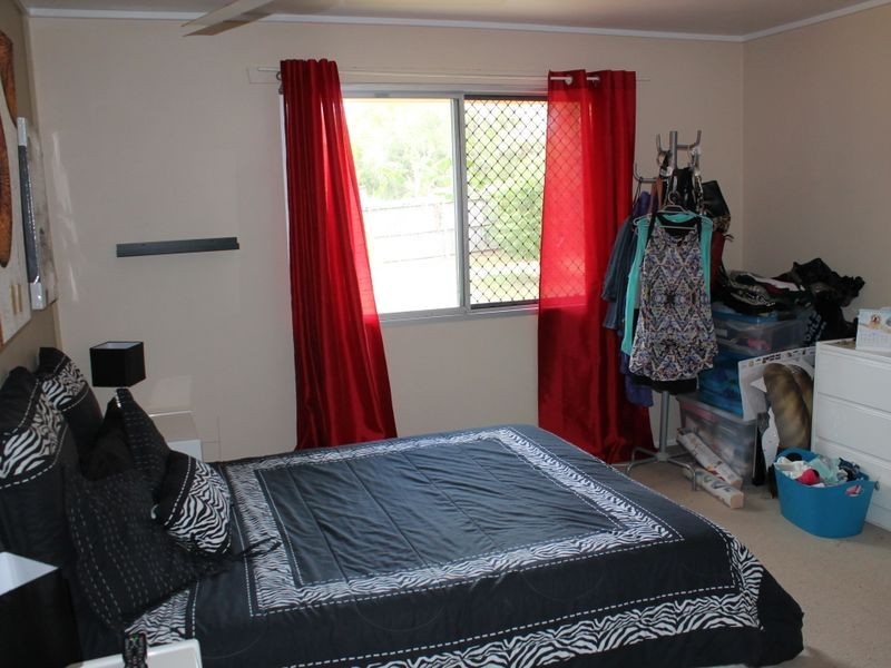 4 Tabari Place, Eagleby QLD 4207