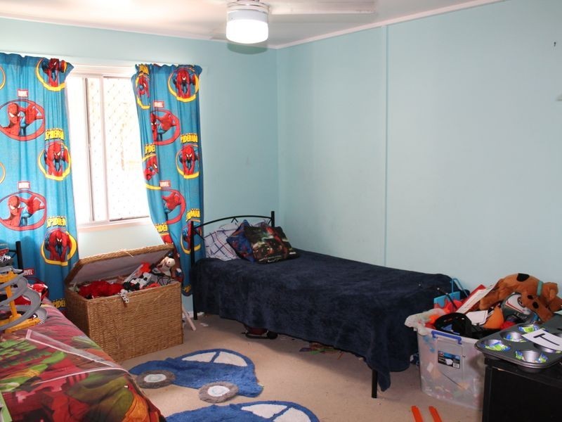4 Tabari Place, Eagleby QLD 4207
