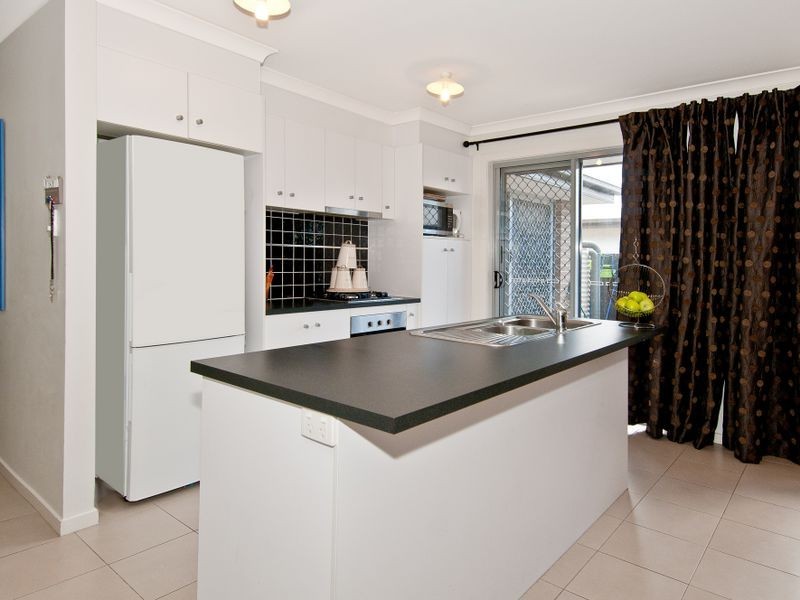 1/1 Saltram Avenue, Holmview QLD 4207