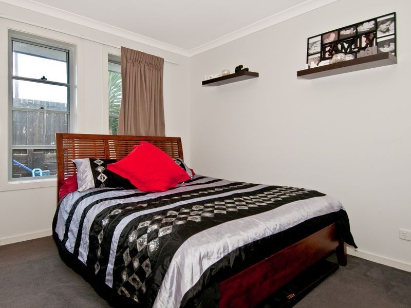 1/1 Saltram Avenue, Holmview QLD 4207