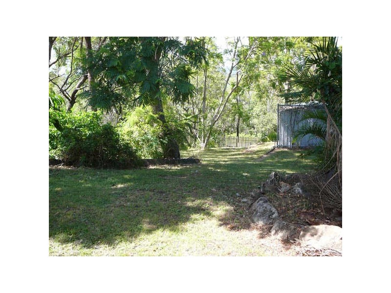 16 Kirkstall St, Holmview QLD 4207