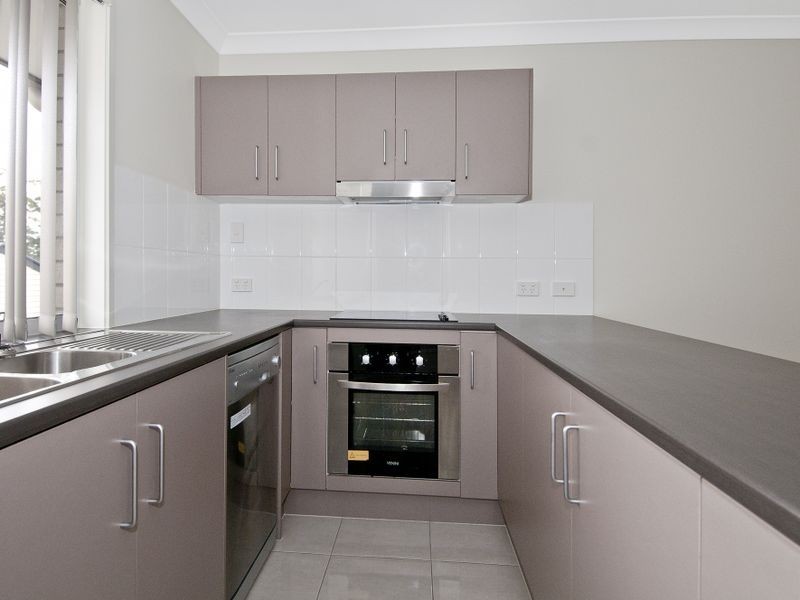 2/24-28 Ramu Street, Eagleby QLD 4207