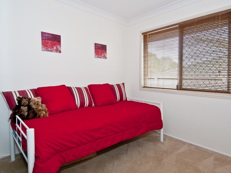 4 Langdon Street, Eagleby QLD 4207