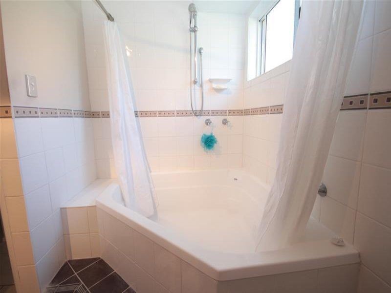 10 Lorisch Court, Mount Warren Park QLD 4207