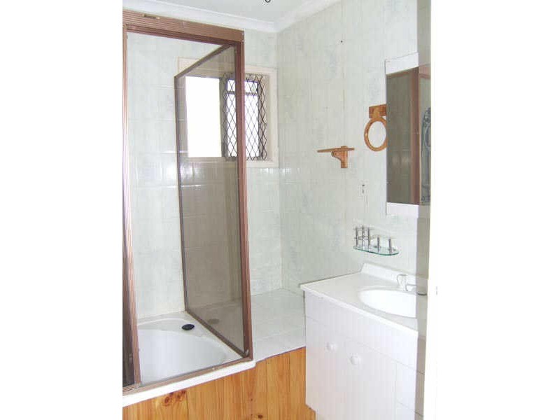 30 Girralong St, Eagleby QLD 4207