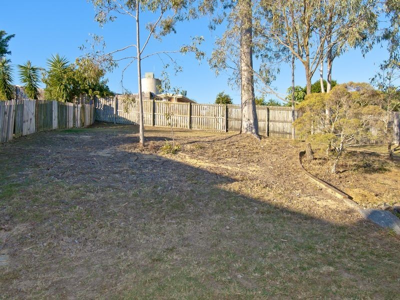 63 Kummara Road, Edens Landing QLD 4207