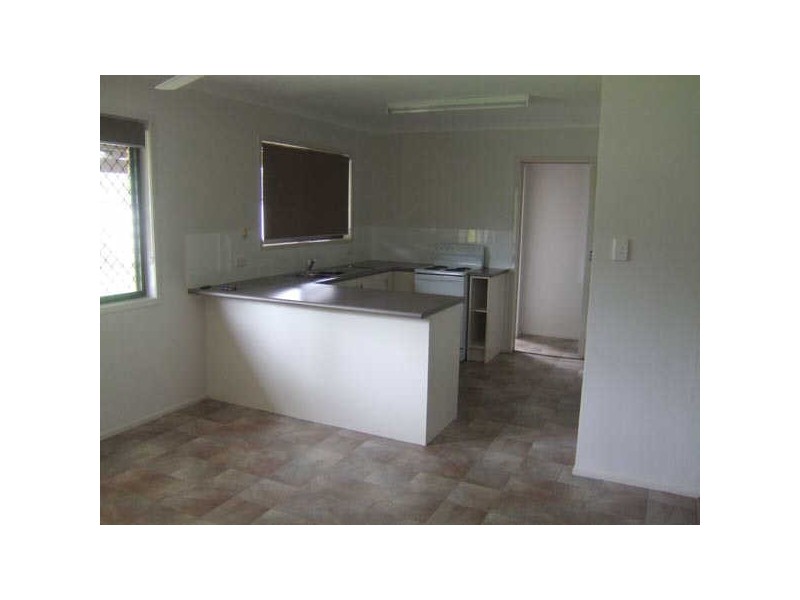 42 Glendevon Cr, Mount Warren Park QLD 4207