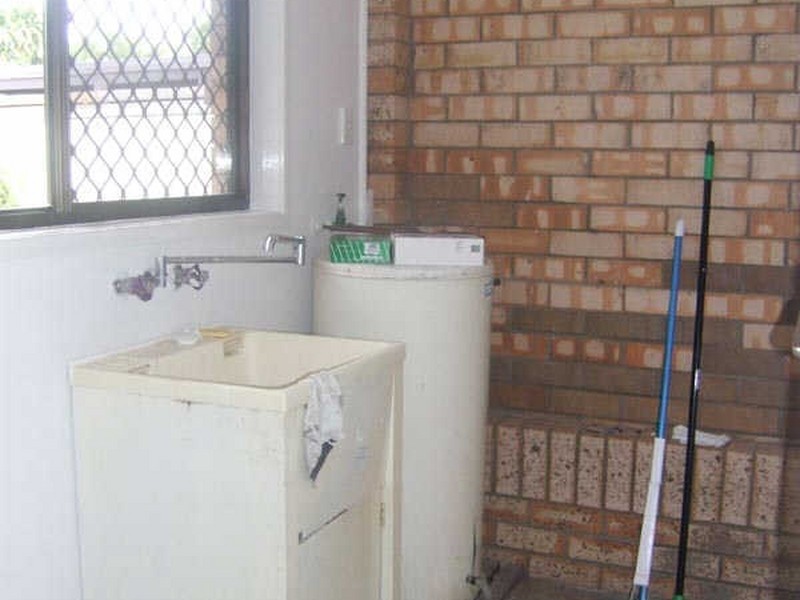 42 Glendevon Cr, Mount Warren Park QLD 4207