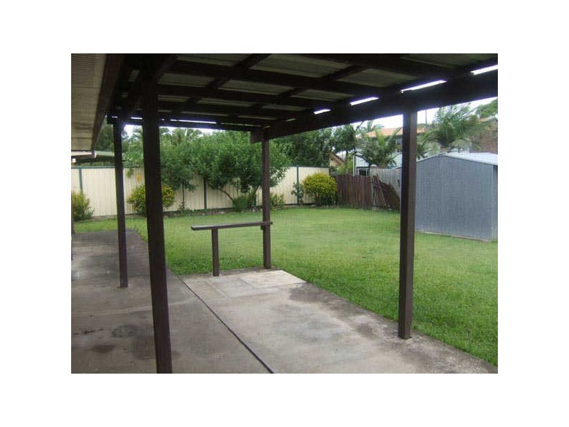 42 Glendevon Cr, Mount Warren Park QLD 4207