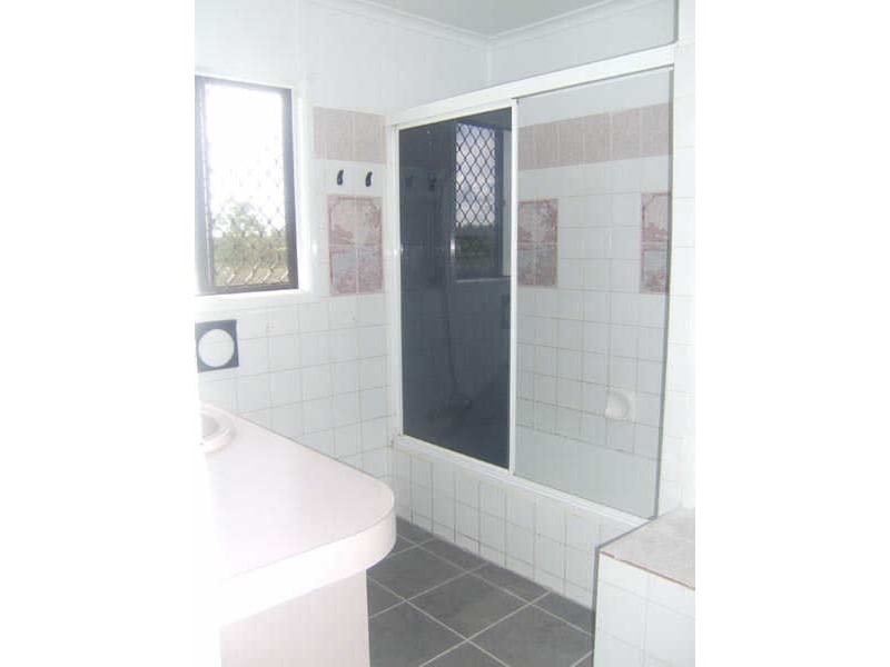 38 Shannon Street, Woodridge QLD 4114