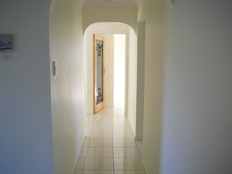 46 Wantana Cres, Edens Landing QLD 4207