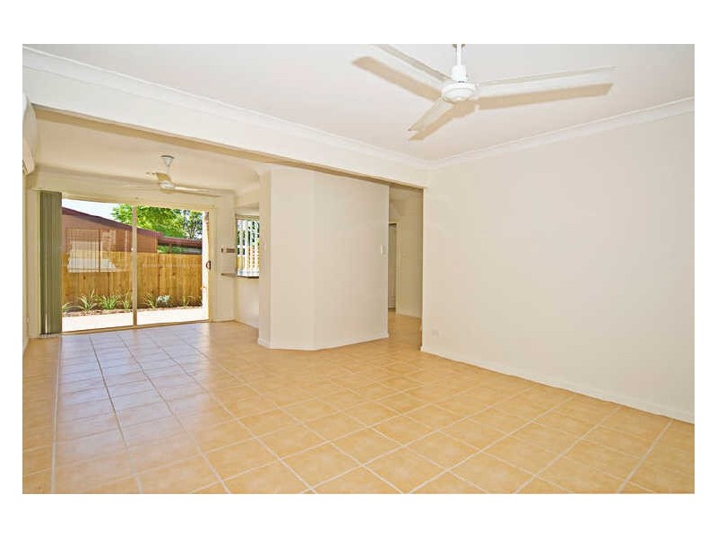 1/21 Albert Street, Eagleby QLD 4207