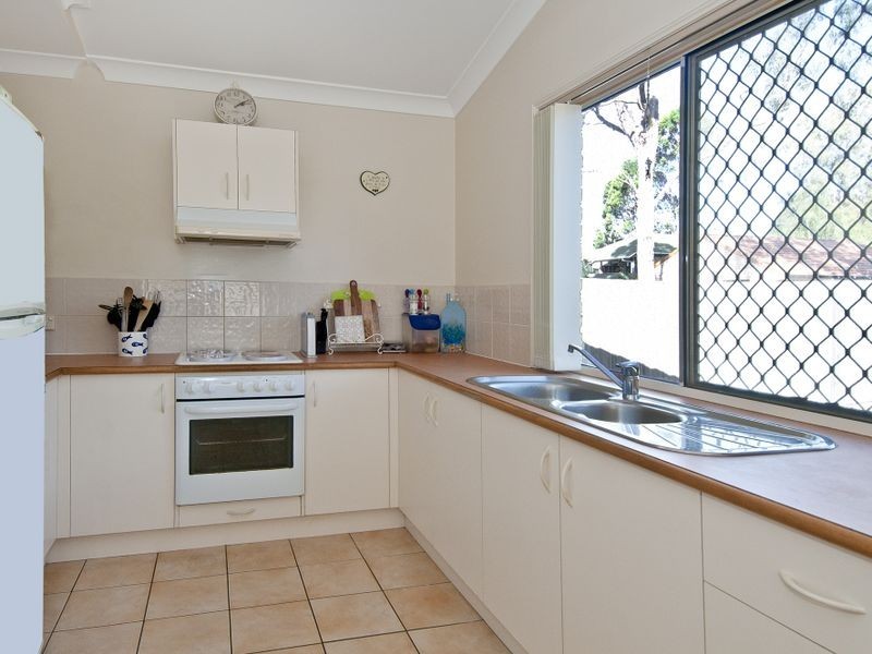 15 Dunbarton Lane, Bethania QLD 4205