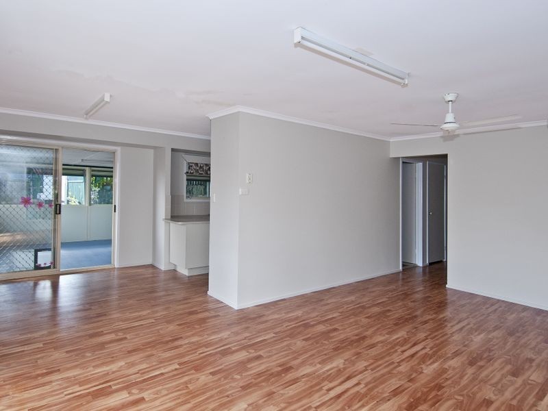 8 Burrum Court, Eagleby QLD 4207