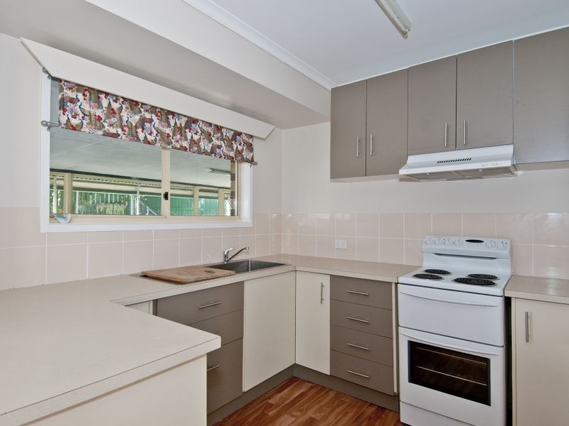 8 Burrum Court, Eagleby QLD 4207