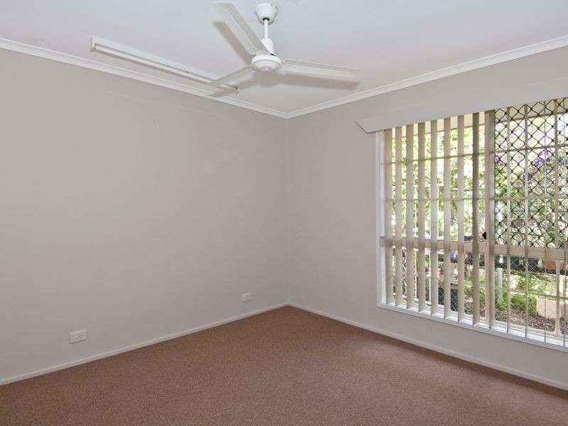 8 Burrum Court, Eagleby QLD 4207