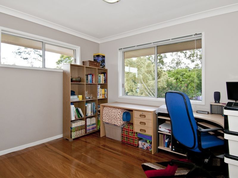 33 Huntingdon Rd, Bethania QLD 4205