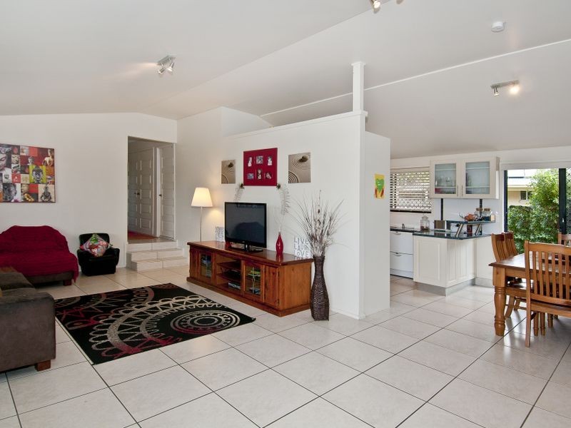 16 Honeyman Street, Mount Warren Park QLD 4207