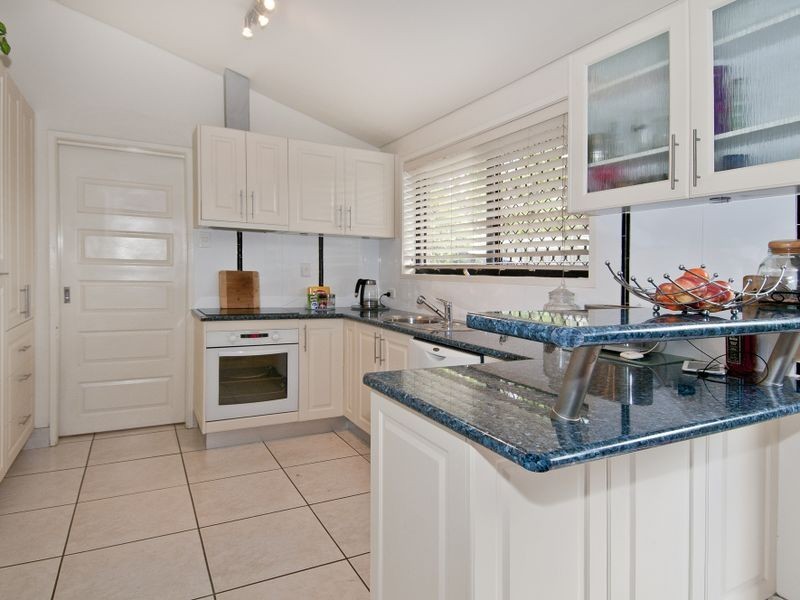 16 Honeyman Street, Mount Warren Park QLD 4207