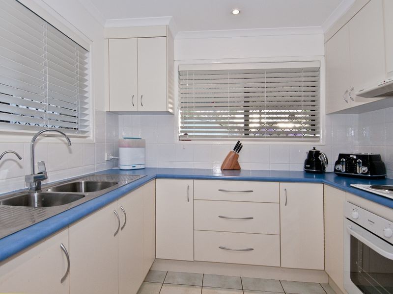 33 Lima Street, Edens Landing QLD 4207