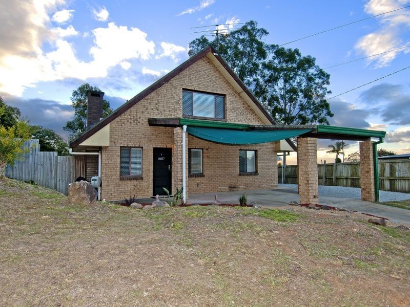 33 Lima Street, Edens Landing QLD 4207