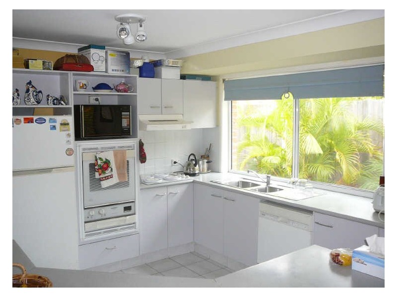 82 Kaiser Dr, Windaroo QLD 4207