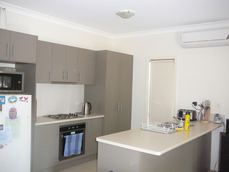 1/46 Woodlands Blvd, Waterford QLD 4133