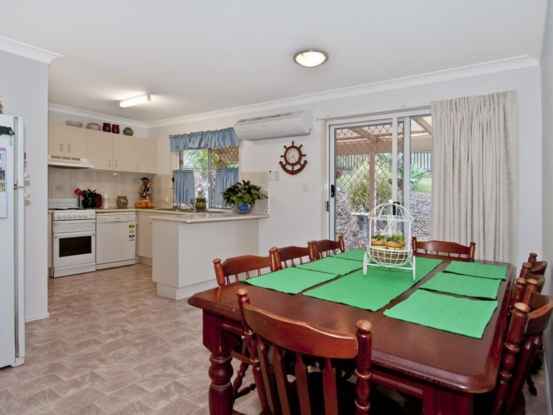 11 Kummara Road, Edens Landing QLD 4207