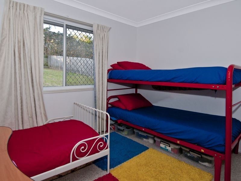 11 Kummara Road, Edens Landing QLD 4207