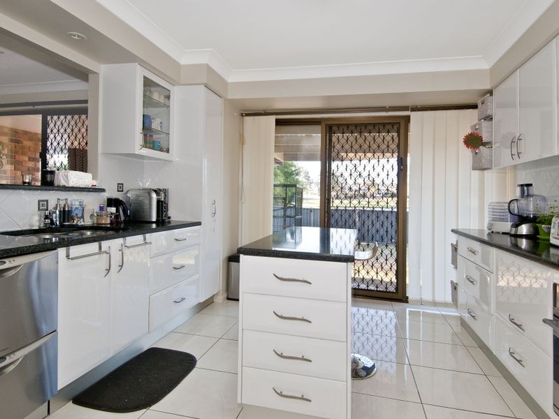 1 Baum Court, Windaroo QLD 4207