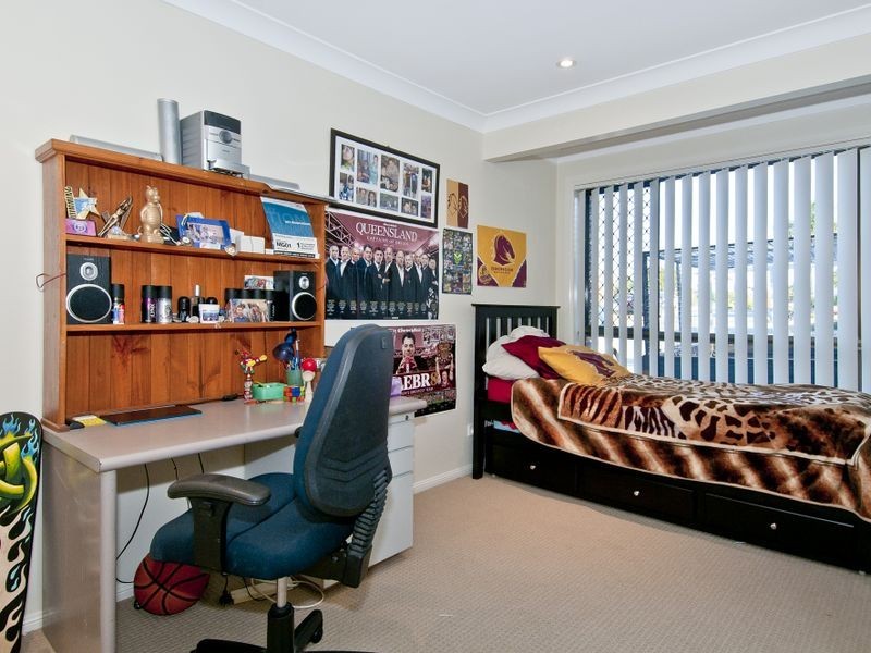 1 Baum Court, Windaroo QLD 4207