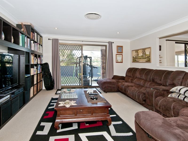 1 Baum Court, Windaroo QLD 4207