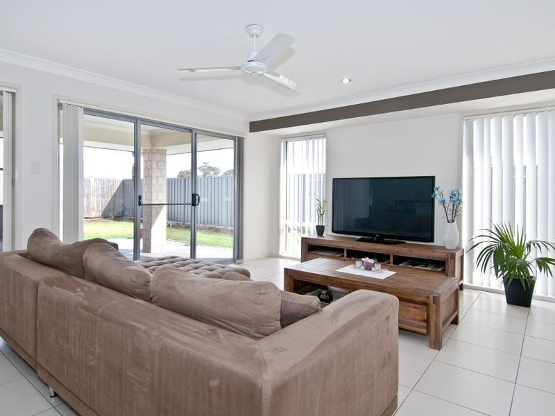 1 Moran Close, Eagleby QLD 4207