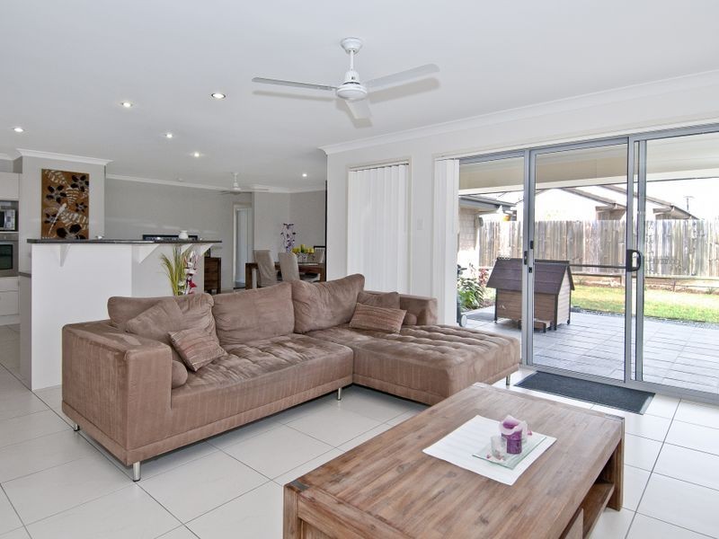 1 Moran Close, Eagleby QLD 4207