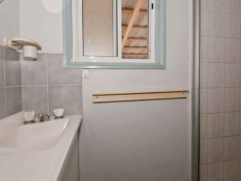 2 Fern Tree Crescent, Stapylton QLD 4207