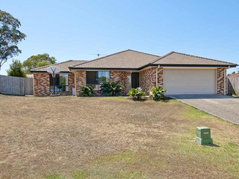 11 Schafer Court, Edens Landing QLD 4207