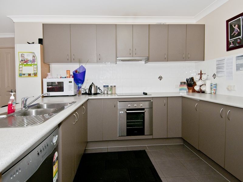 11 Schafer Court, Edens Landing QLD 4207